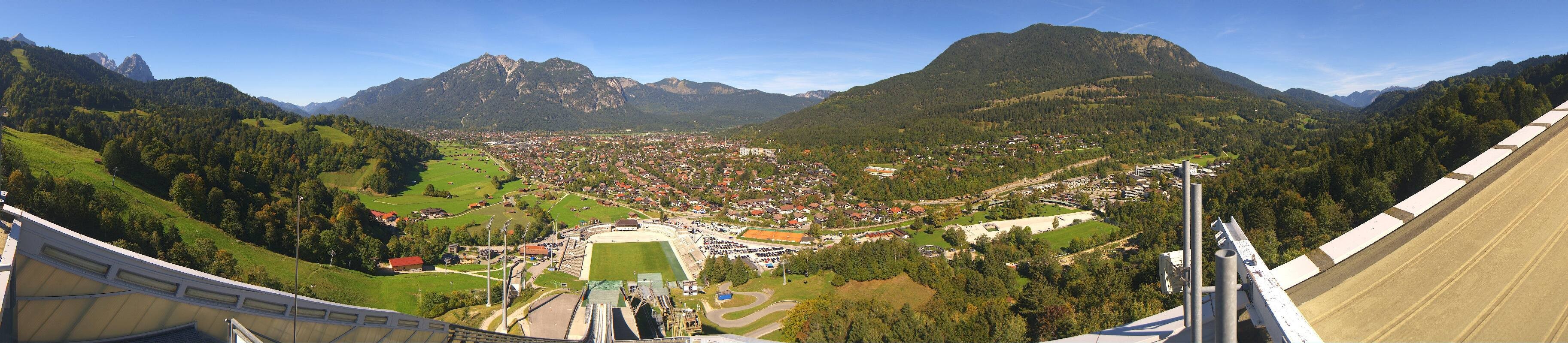 Archiv Foto Webcam Garmisch-Partenkirchen - Olympiaschanze