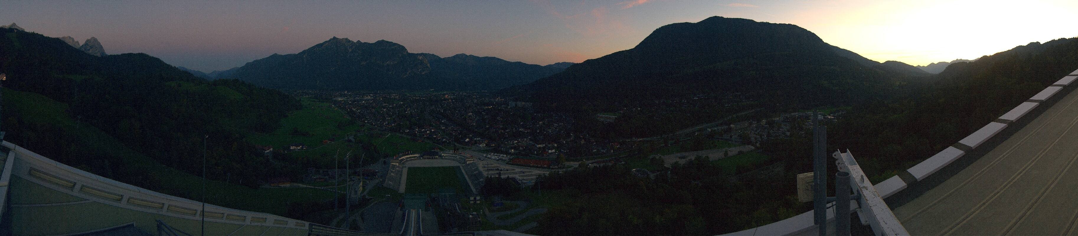 Archived image Webcam Garmisch-Partenkirchen Olympia Hill