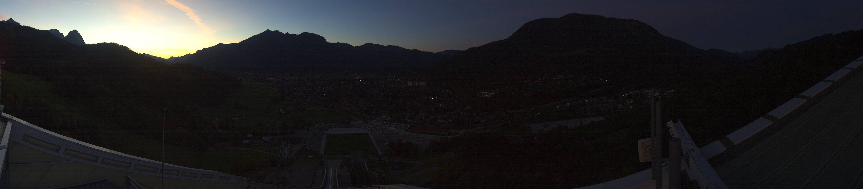 Archiv Foto Webcam Garmisch-Partenkirchen - Olympiaschanze