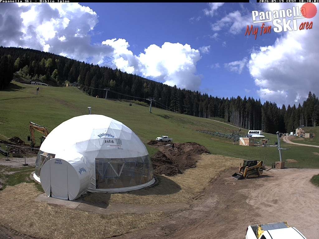 Archived image Webcam Paganella Ski Area: Biblioigloo