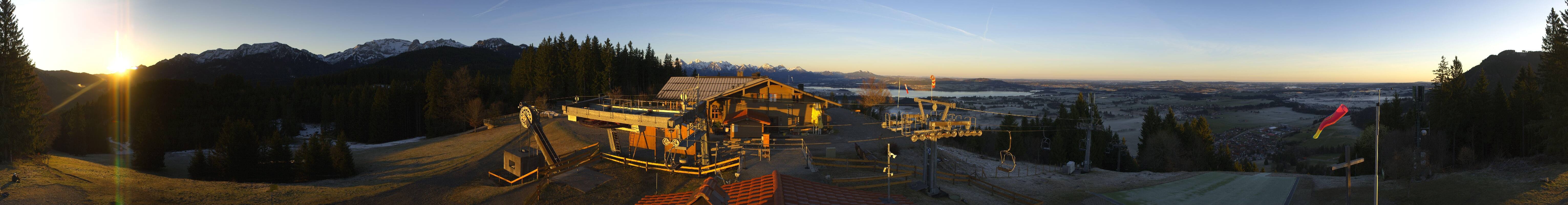 Archived image Webcam Top station of the Buchenbergbahn