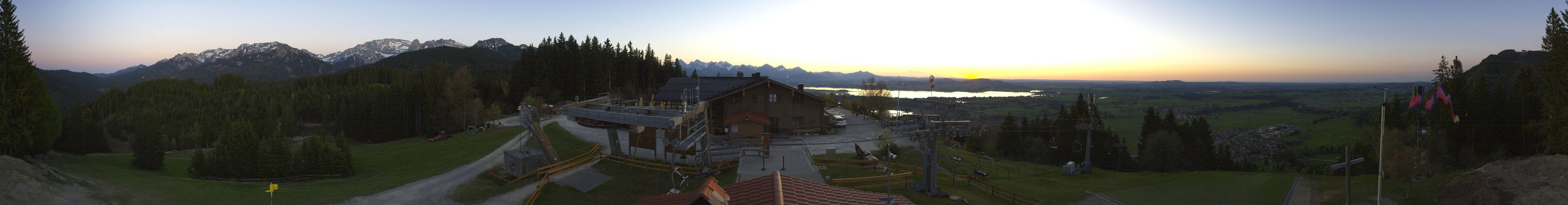 Archived image Webcam Top station of the Buchenbergbahn