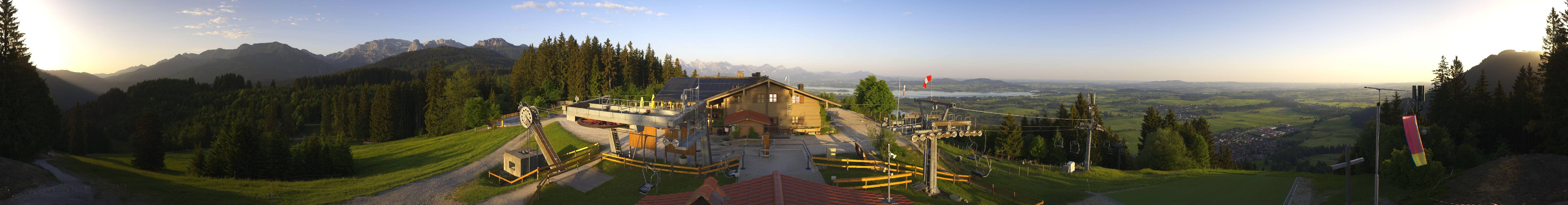 Archived image Webcam Top station of the Buchenbergbahn