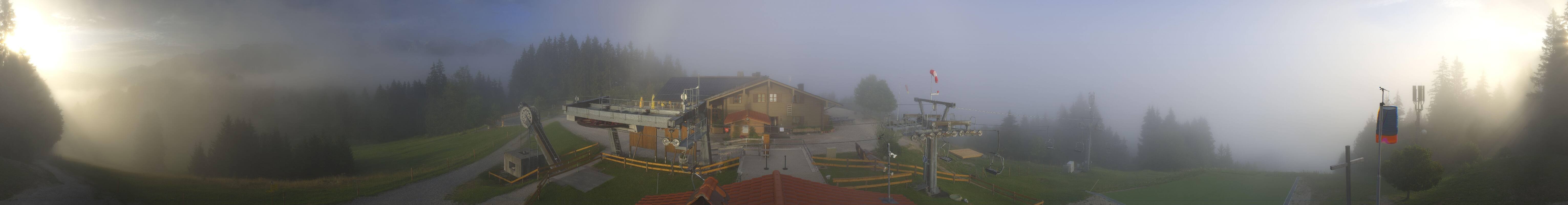 Archived image Webcam Top station of the Buchenbergbahn