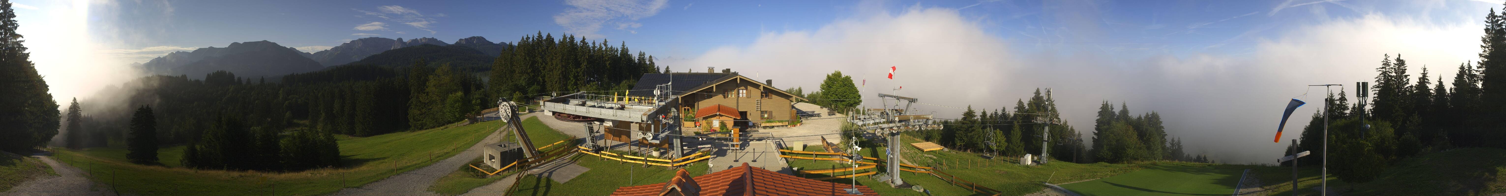 Archived image Webcam Top station of the Buchenbergbahn