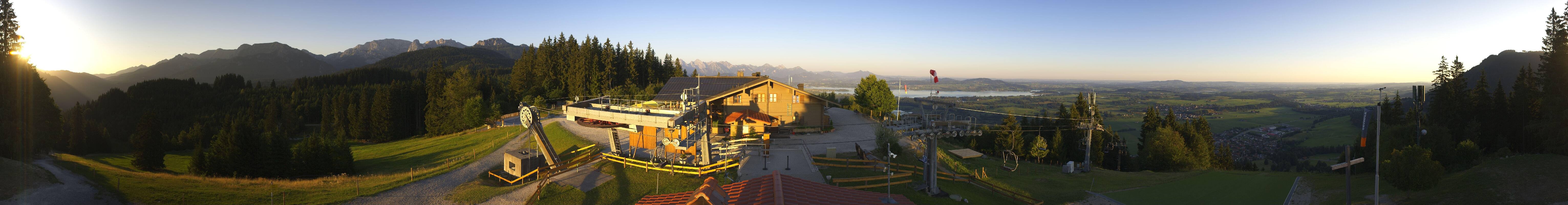 Archived image Webcam Top station of the Buchenbergbahn