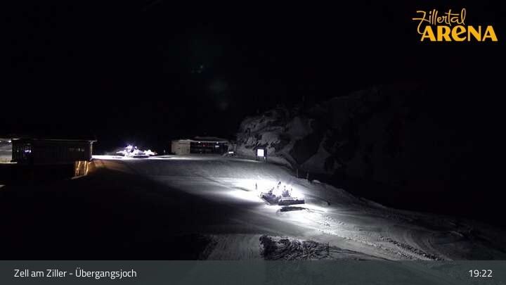 Archived image Webcam Zillertal Arena: Zell am Ziller