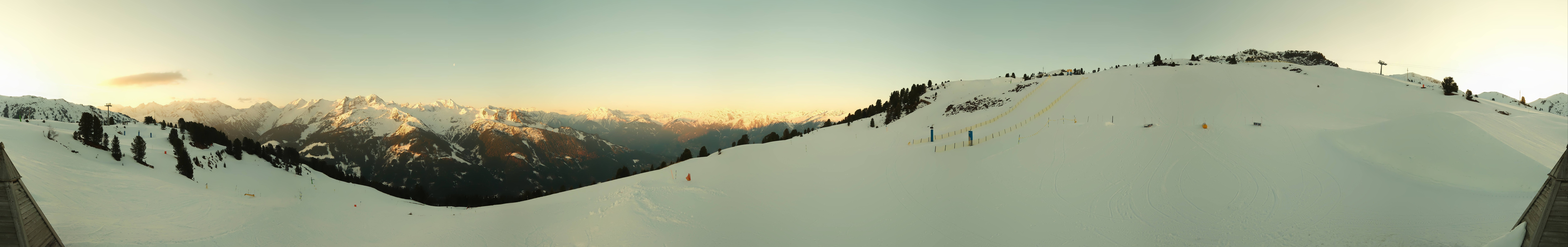 Archived image Webcam Kreuzwiese