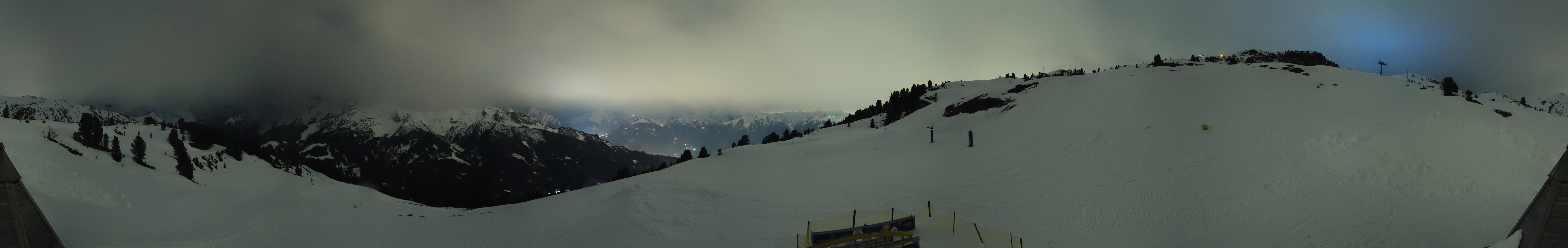 Archived image Webcam Kreuzwiese