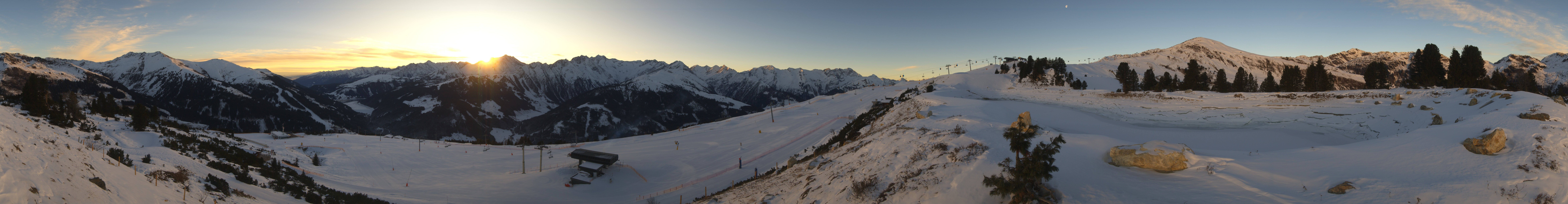 Archived image Webcam Lake Latschen Gerlos