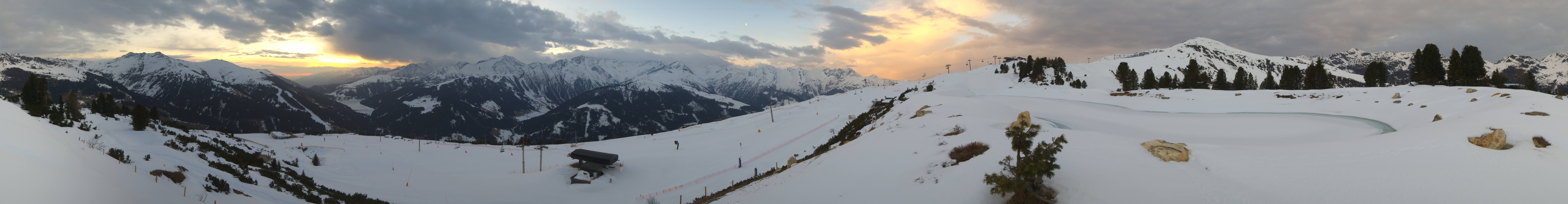 Archived image Webcam Lake Latschen Gerlos