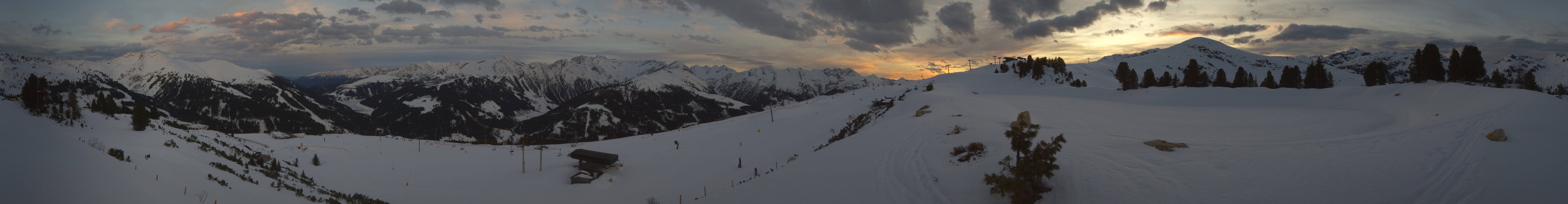 Archived image Webcam Lake Latschen Gerlos