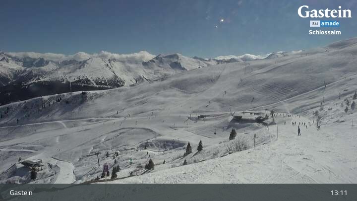Archived image Webcam Mountain Restaurant Weitmoseralm