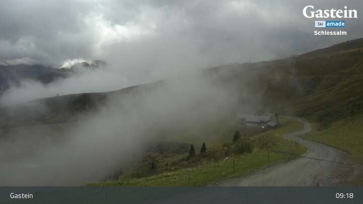 Archived image Webcam Mountain Restaurant Weitmoseralm