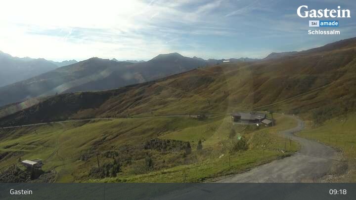 Archived image Webcam Mountain Restaurant Weitmoseralm