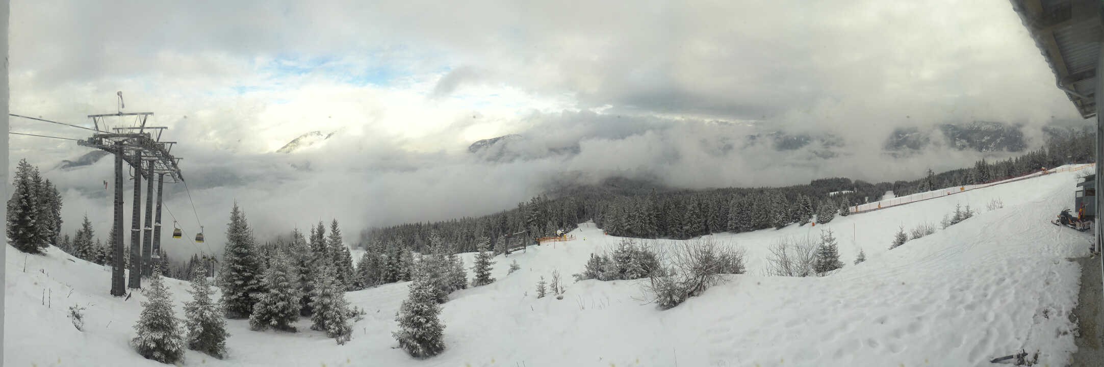 Archived image Webcam The top station Hornbahn