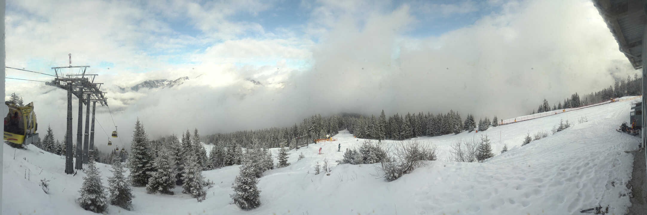 Archived image Webcam The top station Hornbahn