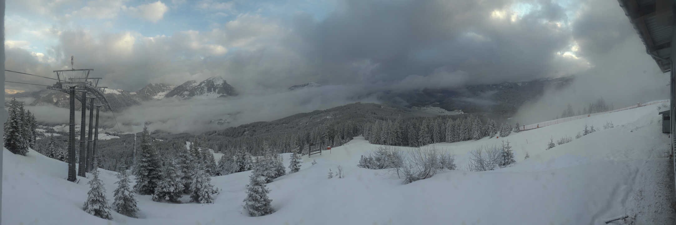 Archived image Webcam The top station Hornbahn