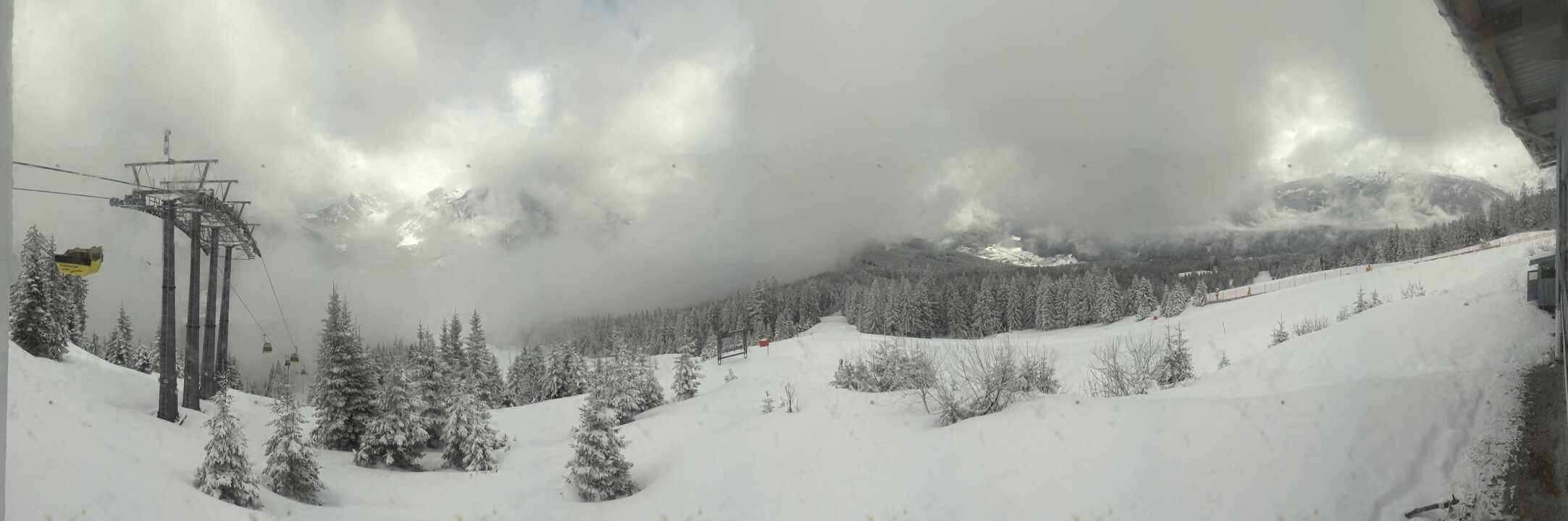 Archived image Webcam The top station Hornbahn