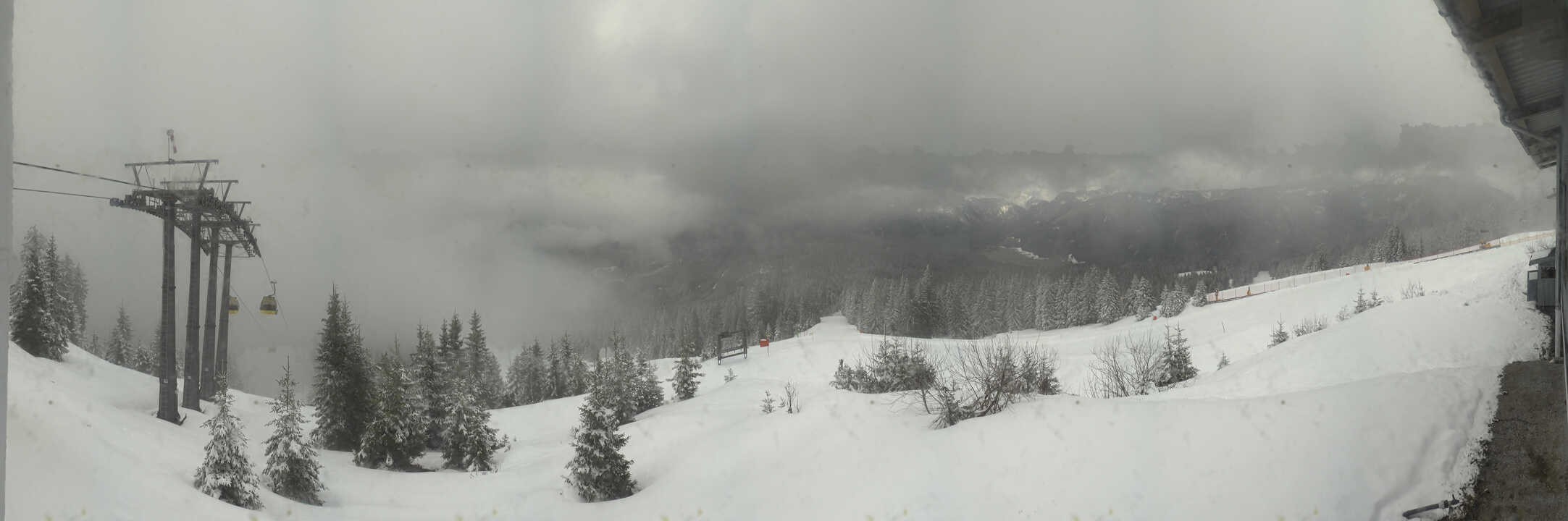 Archived image Webcam The top station Hornbahn