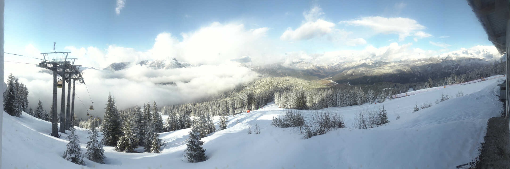 Archived image Webcam The top station Hornbahn