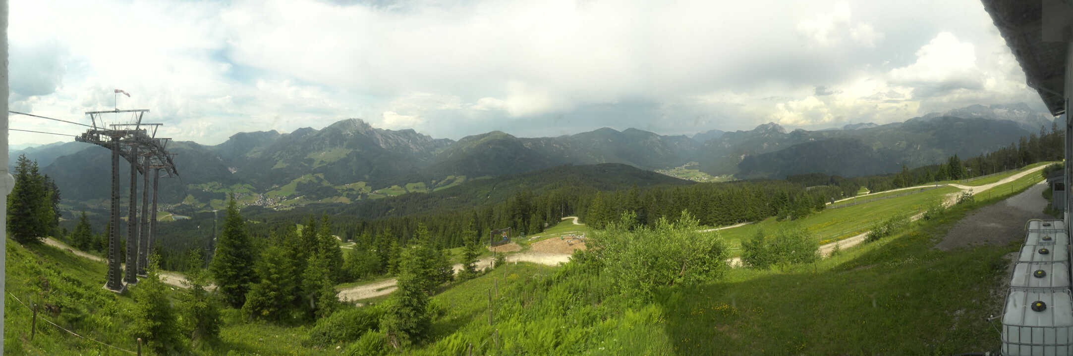 Archived image Webcam The top station Hornbahn
