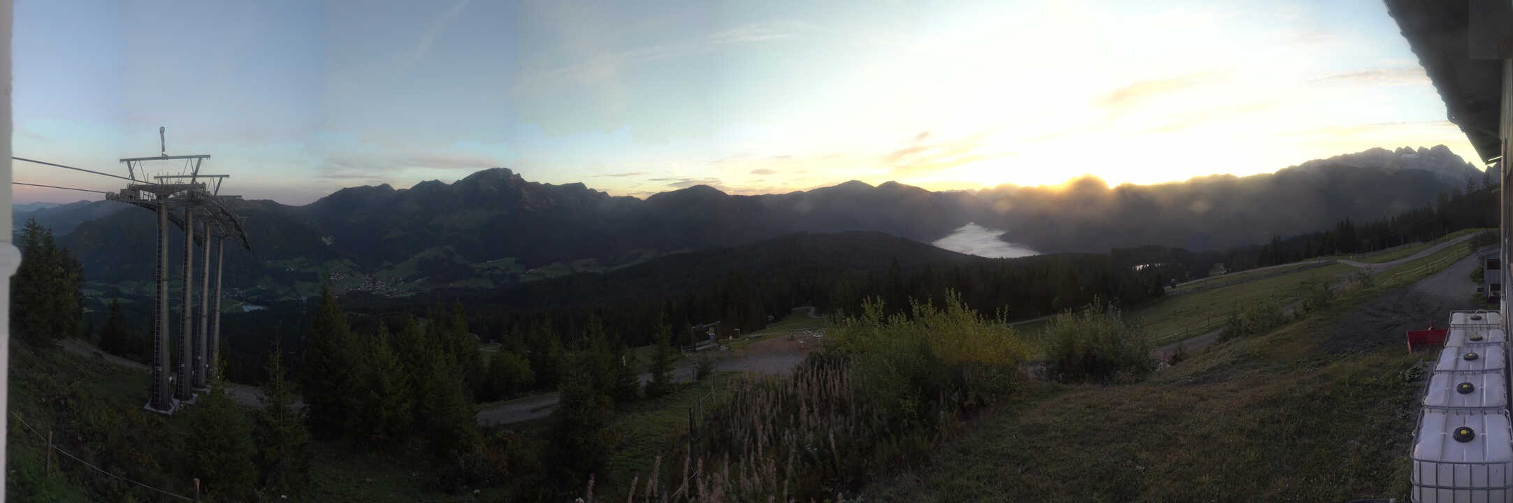 Archived image Webcam The top station Hornbahn