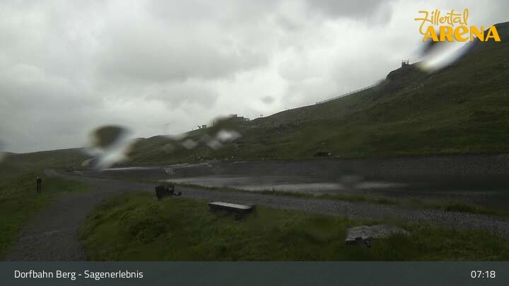 Archiv Foto Webcam Königsleiten: Bergstation Dorfbahn