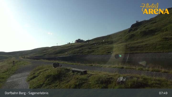 Archiv Foto Webcam Königsleiten: Bergstation Dorfbahn