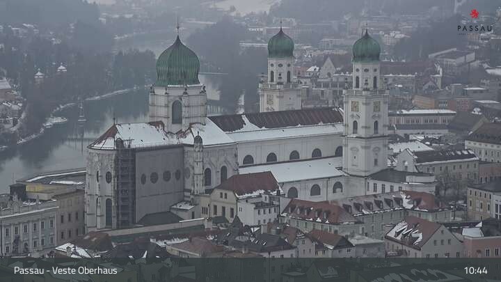 Archiv Foto Webcam Passau: Panoramablick auf Donau, Ortspitze und Altstadt