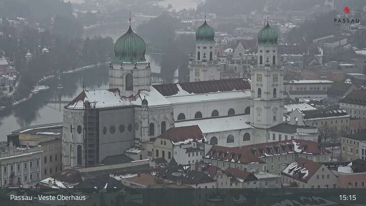 Archiv Foto Webcam Passau: Panoramablick auf Donau, Ortspitze und Altstadt
