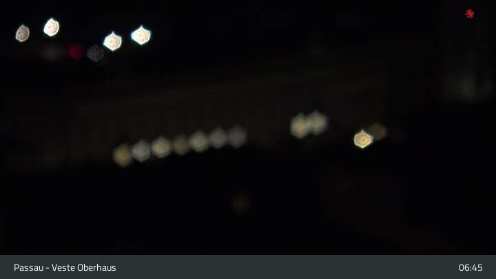 Archiv Foto Webcam Passau: Panoramablick auf Donau, Ortspitze und Altstadt