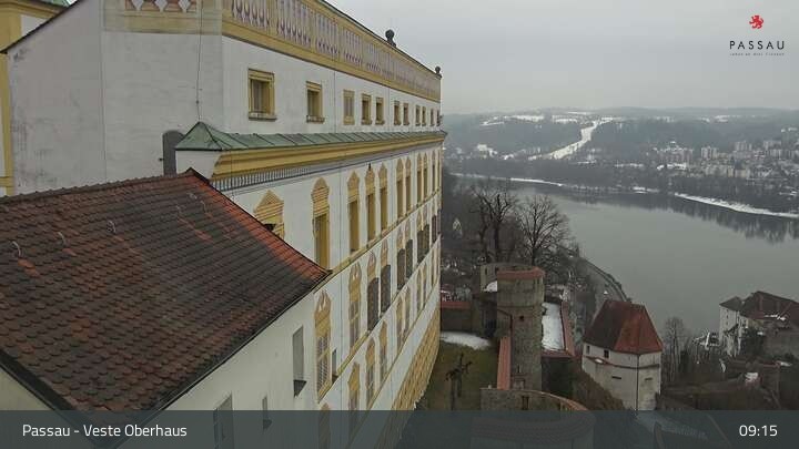 Archiv Foto Webcam Passau: Panoramablick auf Donau, Ortspitze und Altstadt