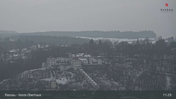 Archiv Foto Webcam Passau: Panoramablick auf Donau, Ortspitze und Altstadt
