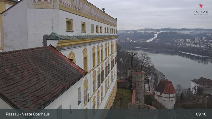 Archived image Webcam Passau City Centre and Danube