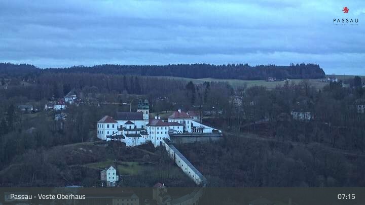 Archiv Foto Webcam Passau: Panoramablick auf Donau, Ortspitze und Altstadt