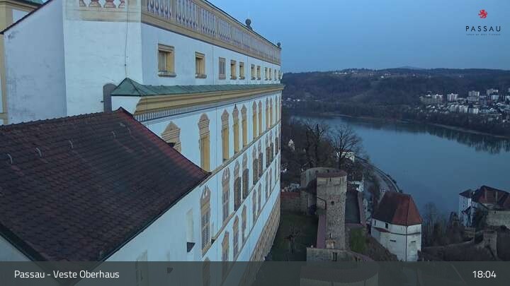 Archived image Webcam Passau City Centre and Danube