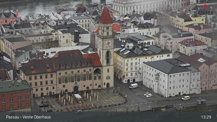 Archiv Foto Webcam Passau: Panoramablick auf Donau, Ortspitze und Altstadt