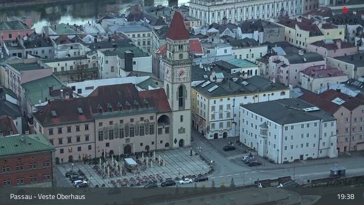 Archived image Webcam Passau City Centre and Danube