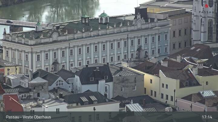 Archiv Foto Webcam Passau: Panoramablick auf Donau, Ortspitze und Altstadt