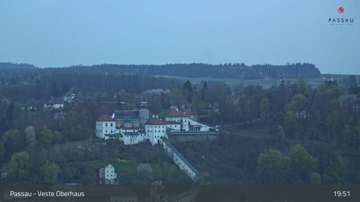 Archiv Foto Webcam Passau: Panoramablick auf Donau, Ortspitze und Altstadt