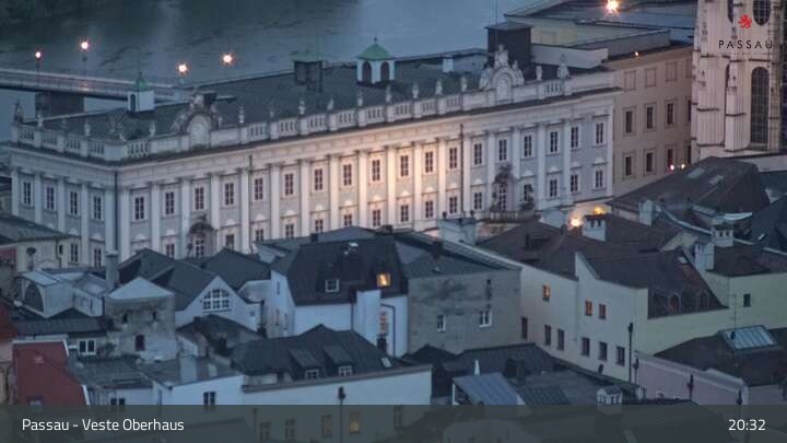 Archiv Foto Webcam Passau: Panoramablick auf Donau, Ortspitze und Altstadt