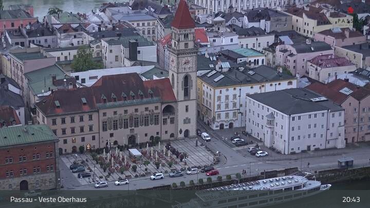 Archiv Foto Webcam Passau: Panoramablick auf Donau, Ortspitze und Altstadt