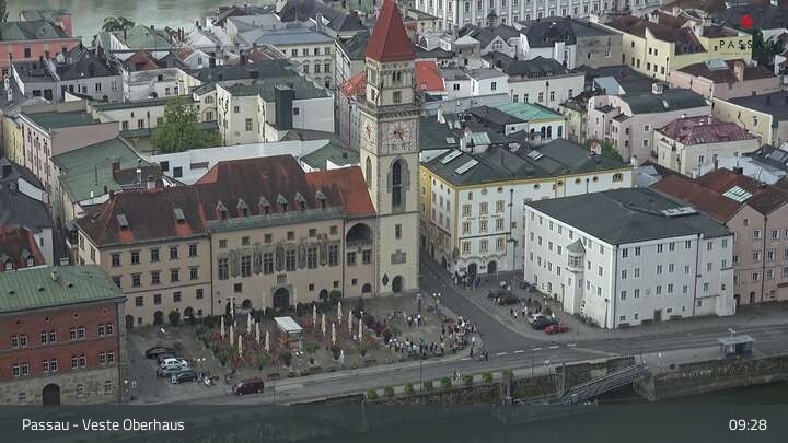 Archiv Foto Webcam Passau: Panoramablick auf Donau, Ortspitze und Altstadt