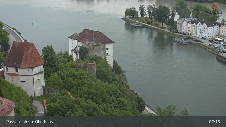 Archiv Foto Webcam Passau: Panoramablick auf Donau, Ortspitze und Altstadt