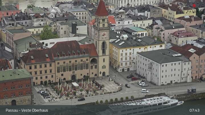 Archiv Foto Webcam Passau: Panoramablick auf Donau, Ortspitze und Altstadt