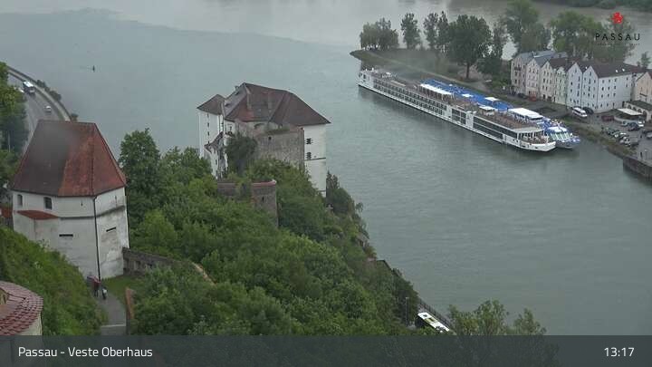 Archiv Foto Webcam Passau: Panoramablick auf Donau, Ortspitze und Altstadt