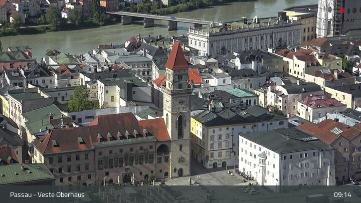Archiv Foto Webcam Passau: Panoramablick auf Donau, Ortspitze und Altstadt
