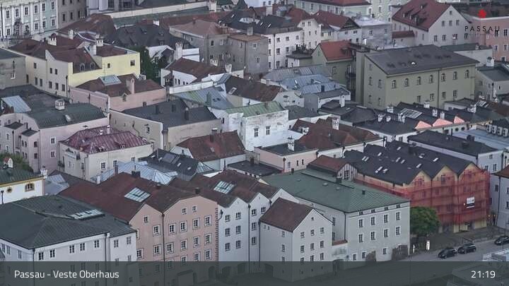 Archived image Webcam Passau City Centre and Danube