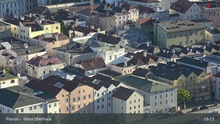 Archiv Foto Webcam Passau: Panoramablick auf Donau, Ortspitze und Altstadt